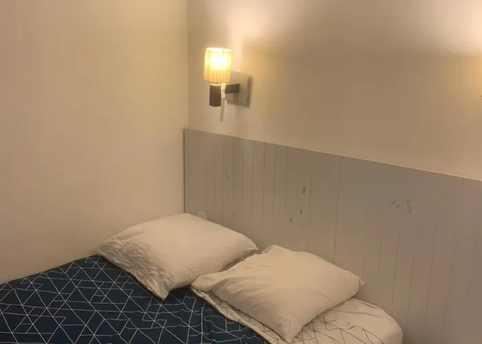 Bord De Et Commerces 588 Appartement