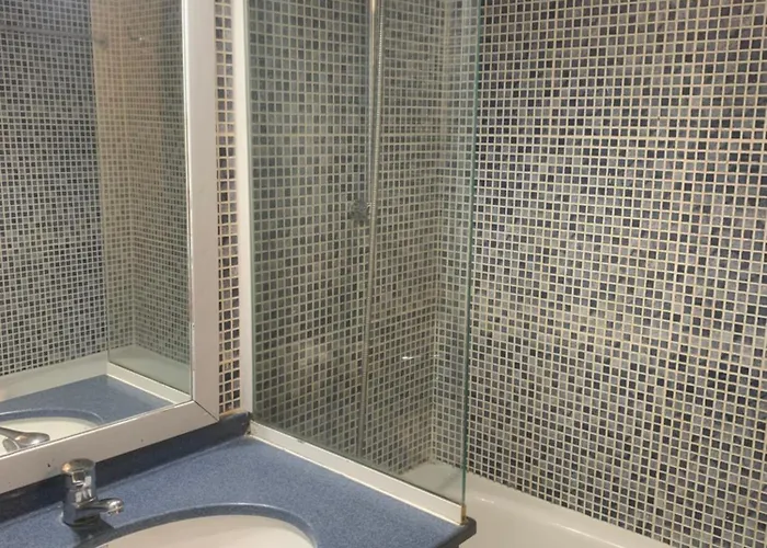 Appartement Bord De Et Commerces 588