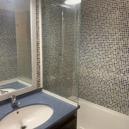 Apartment Bord De Et Commerces 588